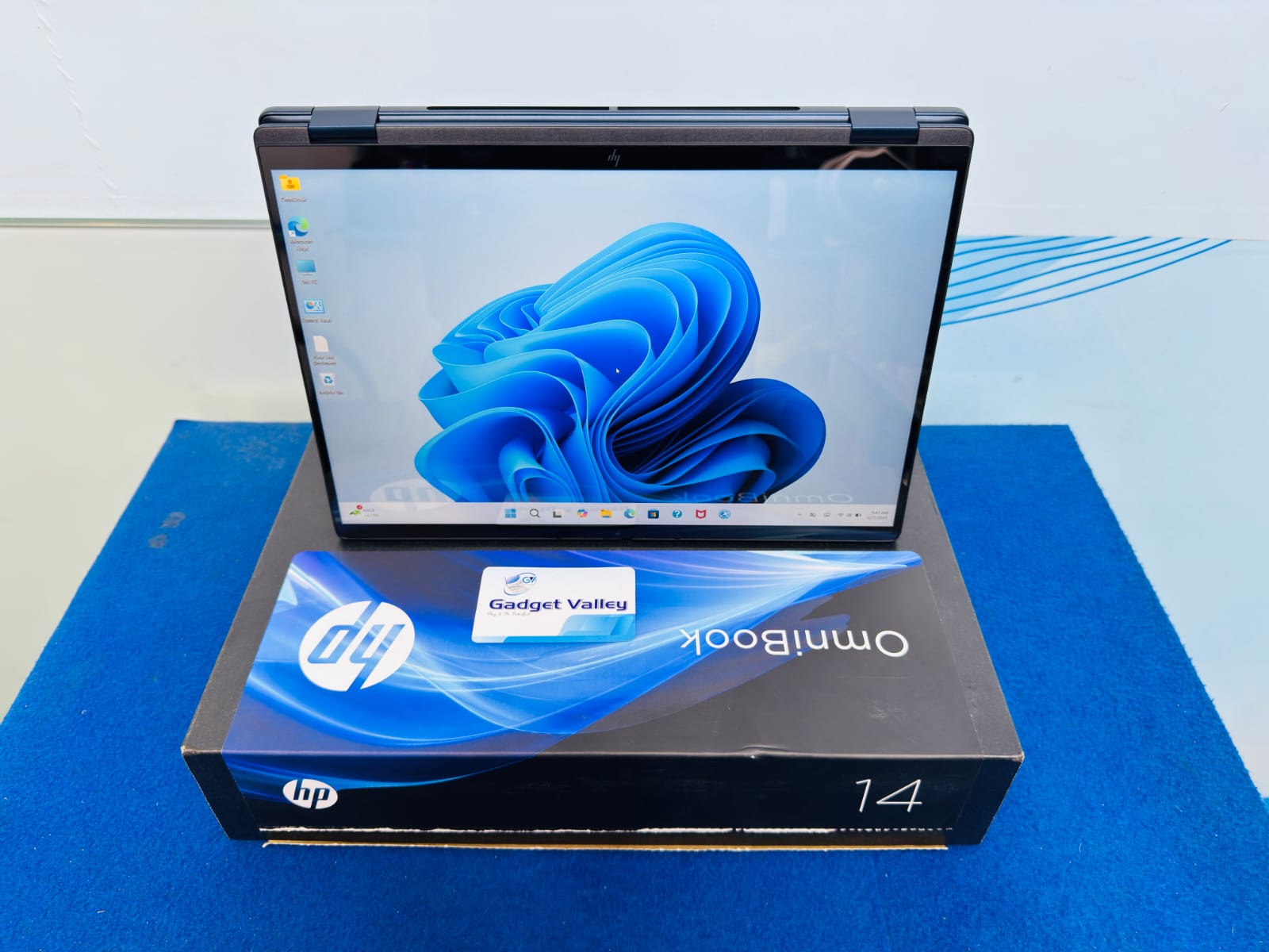 HP OmniBook X Flip 14-fm0023dx Ultra 7-256v Ram 16GB SSD 1TB